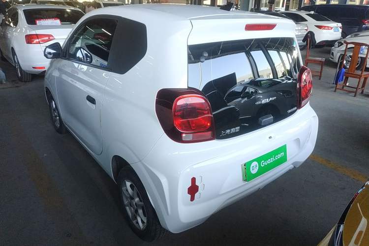 Used Roewe Clever 2022 311km QiQi BoBo Edition Rear Left 45 Deg