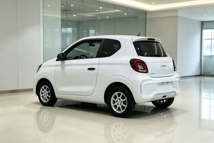Used Roewe Clever 2022 311km QiQi BoBo Edition Rear Left 45 Deg