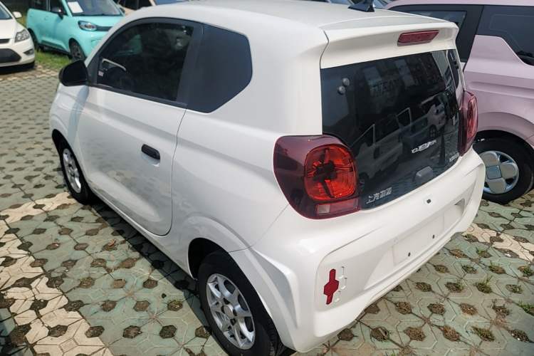 Used Roewe Clever 2022 311km QiQi BoBo Edition Rear Left 45 Deg