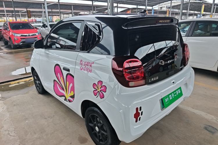 Used Roewe Clever 2022 311km QiQi BoBo Edition Rear Left 45 Deg