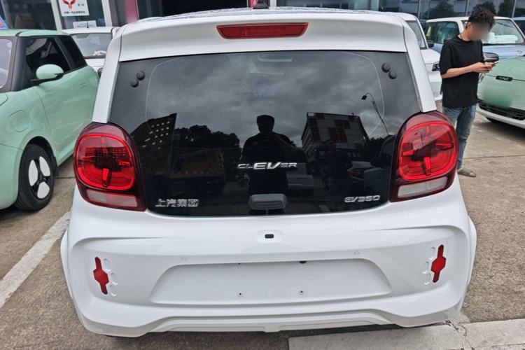 Used Roewe Clever 2022 311km QiQi BoBo Edition Rear