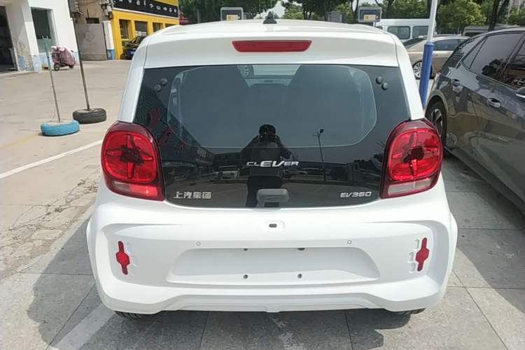 Used Roewe Clever 2022 311km QiQi BoBo Edition Rear