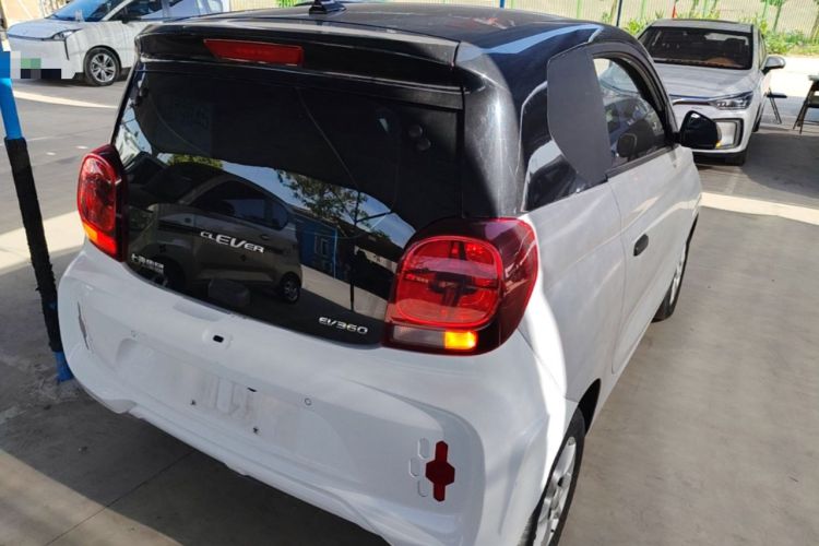 Used Roewe Clever 2022 311km QiQi BoBo Edition Rear Right 45 Deg