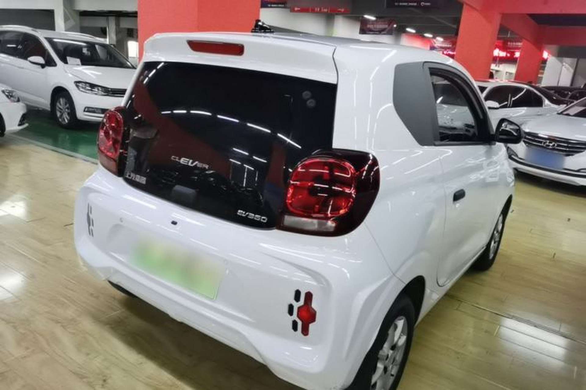 Used Roewe Clever 2022 311km QiQi BoBo Edition Rear Right 45 Deg