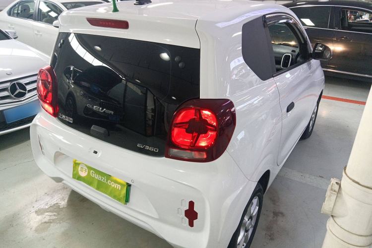 Used Roewe Clever 2022 311km QiQi BoBo Edition Rear Right 45 Deg