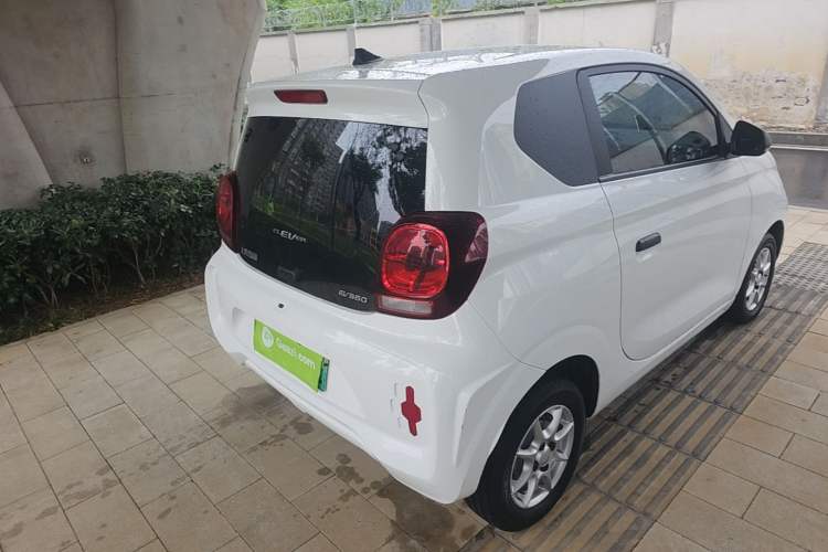 Used Roewe Clever 2022 311km QiQi BoBo Edition Rear Right 45 Deg