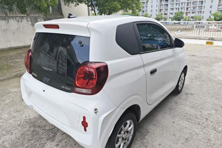 Used Roewe Clever 2022 311km QiQi BoBo Edition Rear Right 45 Deg