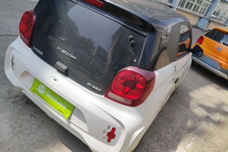 Used Roewe Clever 2022 311km QiQi BoBo Edition Rear Right 45 Deg