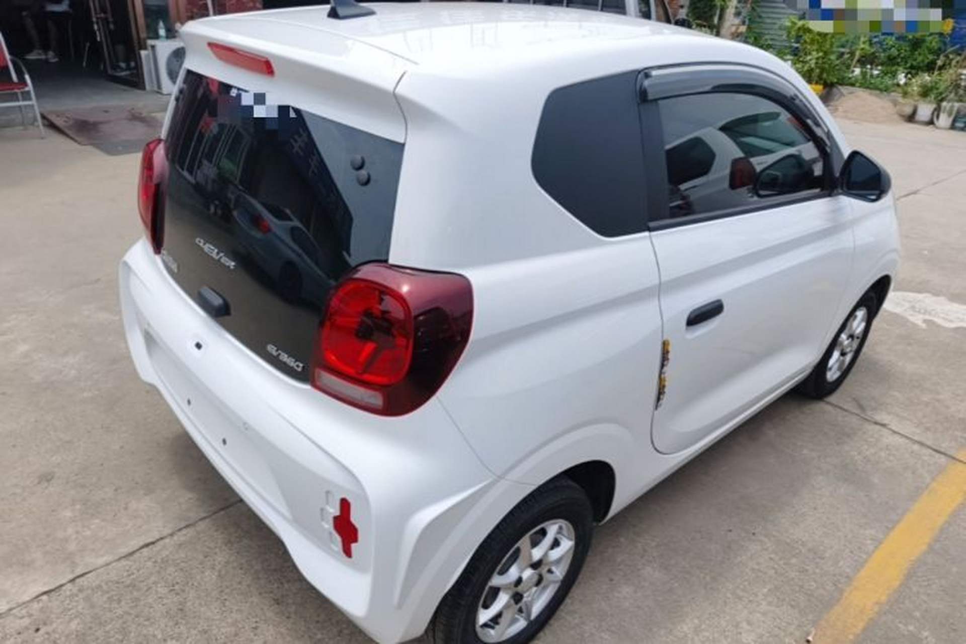 Used Roewe Clever 2022 311km QiQi BoBo Edition Rear Right 45 Deg