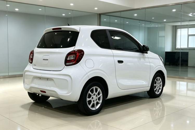 Used Roewe Clever 2022 311km QiQi BoBo Edition Rear Right 45 Deg