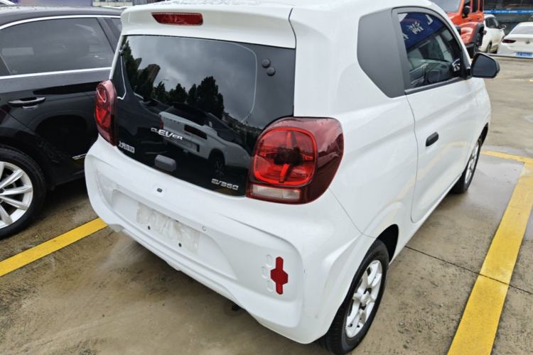 Used Roewe Clever 2022 311km QiQi BoBo Edition Rear Right 45 Deg