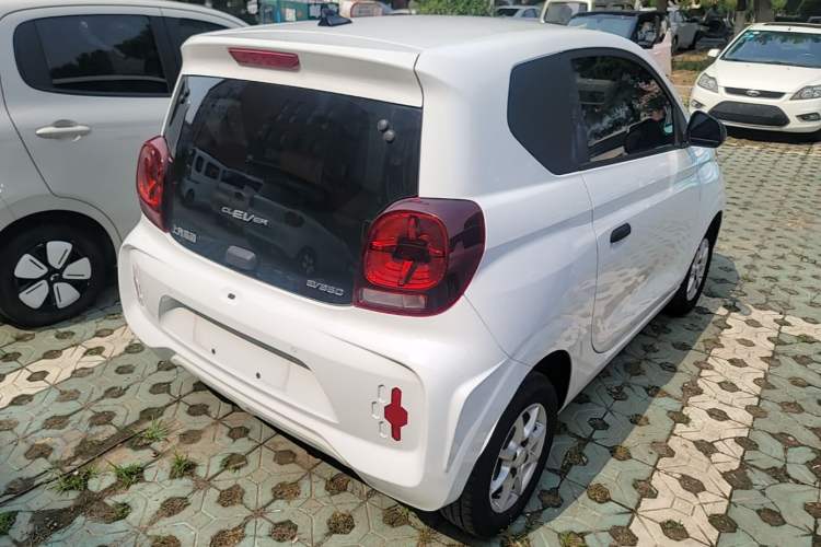 Used Roewe Clever 2022 311km QiQi BoBo Edition Rear Right 45 Deg