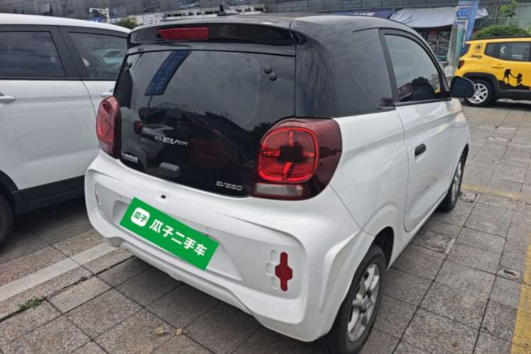 Used Roewe Clever 2022 311km QiQi BoBo Edition Rear Right 45 Deg