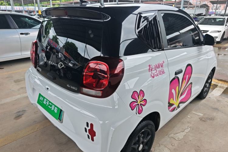 Used Roewe Clever 2022 311km QiQi BoBo Edition Rear Right 45 Deg