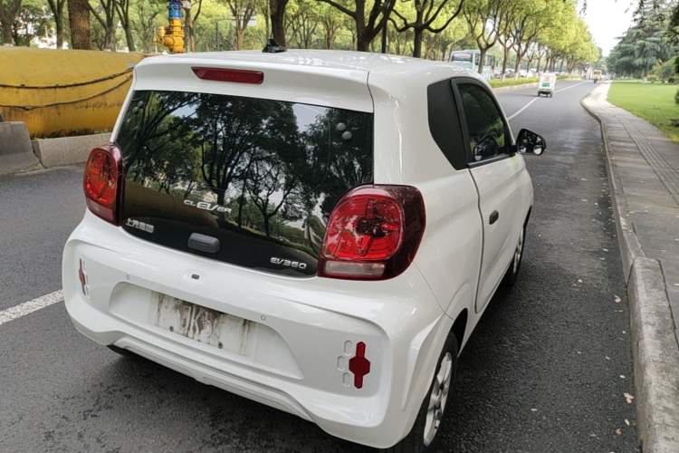Used Roewe Clever 2022 311km QiQi BoBo Edition Rear Right 45 Deg