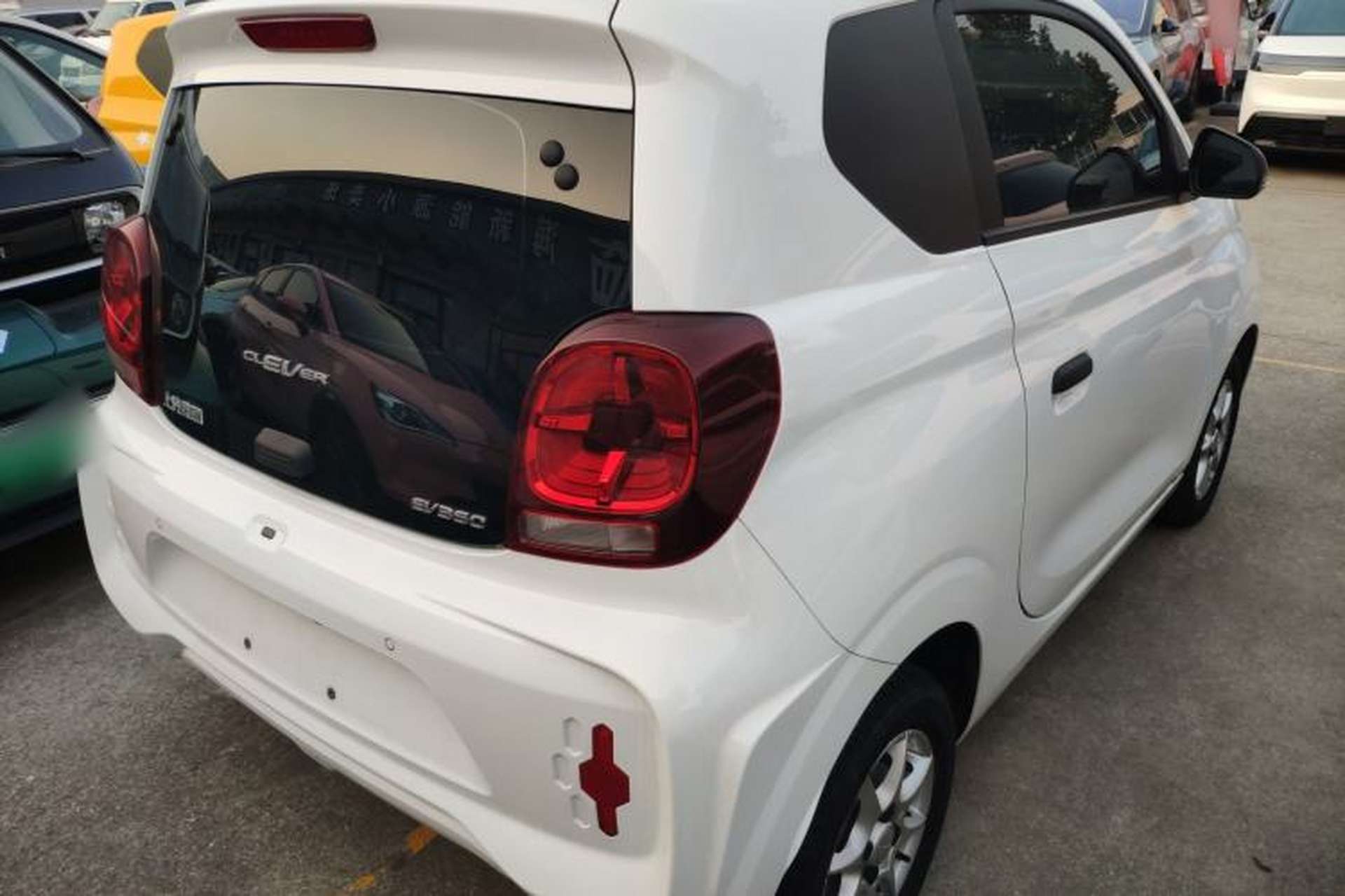 Used Roewe Clever 2022 311km QiQi BoBo Edition Rear Right 45 Deg