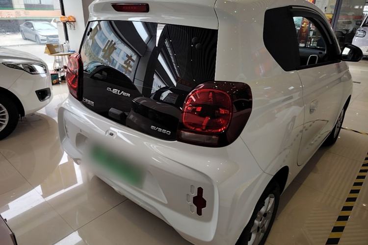 Used Roewe Clever 2022 311km QiQi BoBo Edition Rear Right 45 Deg