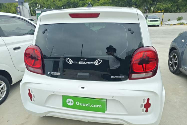 Used Roewe Clever 2022 311km QiQi BoBo Edition Rear