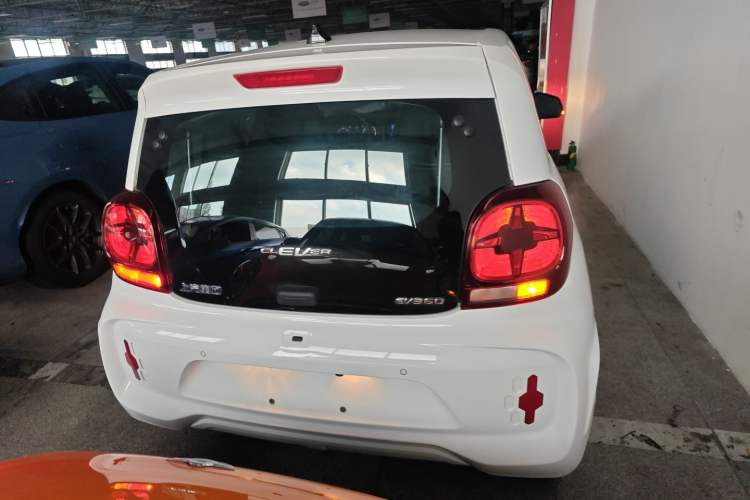 Used Roewe Clever 2022 311km QiQi BoBo Edition Rear