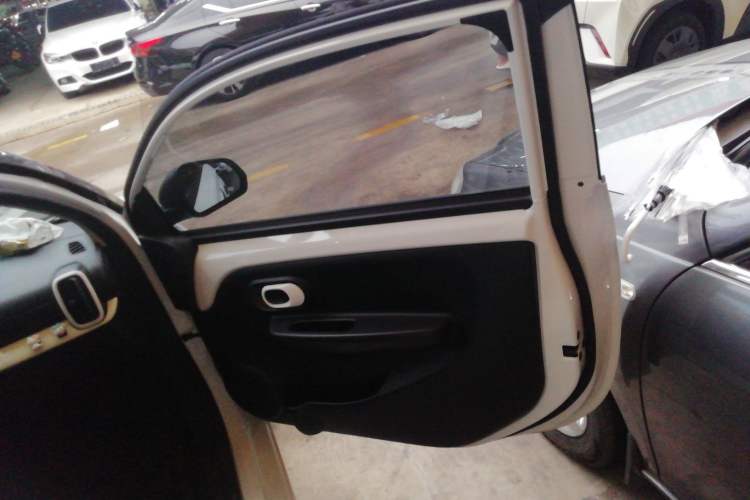 Used Roewe Clever 2022 311km QiQi BoBo Edition Right Front Door Interior