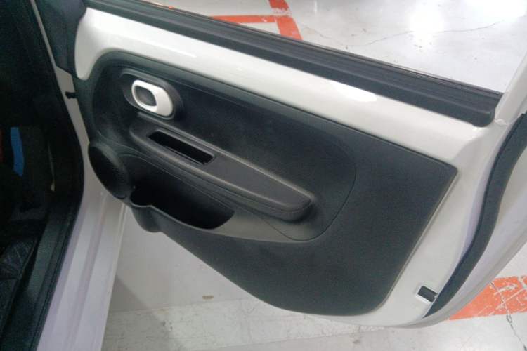 Used Roewe Clever 2022 311km QiQi BoBo Edition Right Front Door Interior