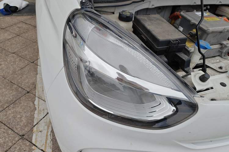 Used Roewe Clever 2022 311km QiQi BoBo Edition Right Front Headlight
