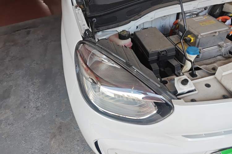 Used Roewe Clever 2022 311km QiQi BoBo Edition Right Front Headlight