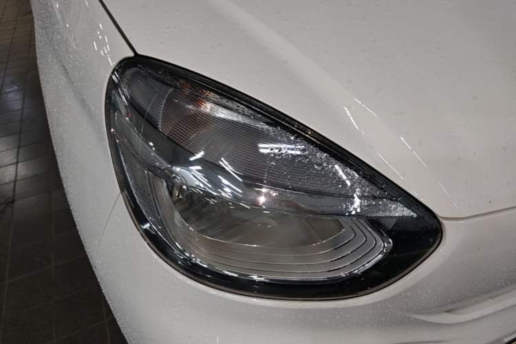 Used Roewe Clever 2022 311km QiQi BoBo Edition Right Front Headlight