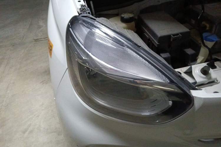 Used Roewe Clever 2022 311km QiQi BoBo Edition Right Front Headlight