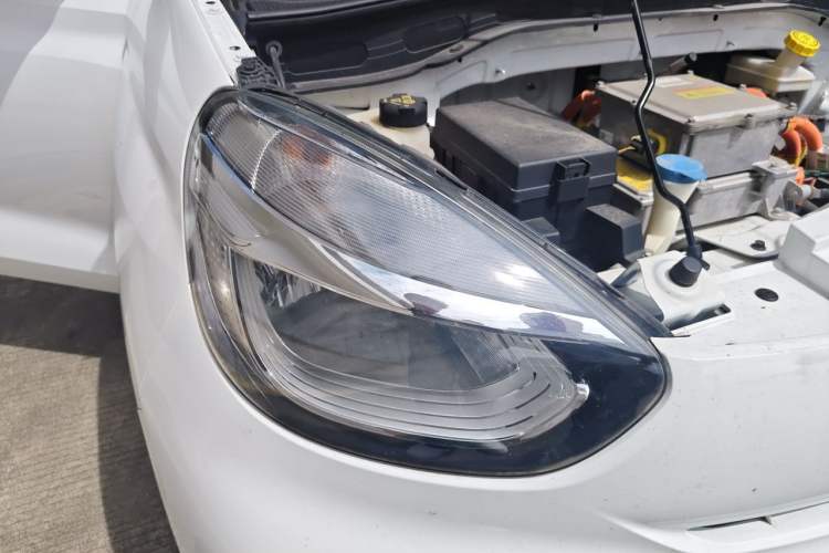 Used Roewe Clever 2022 311km QiQi BoBo Edition Right Front Headlight