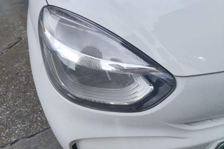 Used Roewe Clever 2022 311km QiQi BoBo Edition Right Front Headlight