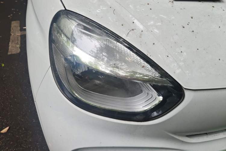 Used Roewe Clever 2022 311km QiQi BoBo Edition Right Front Headlight