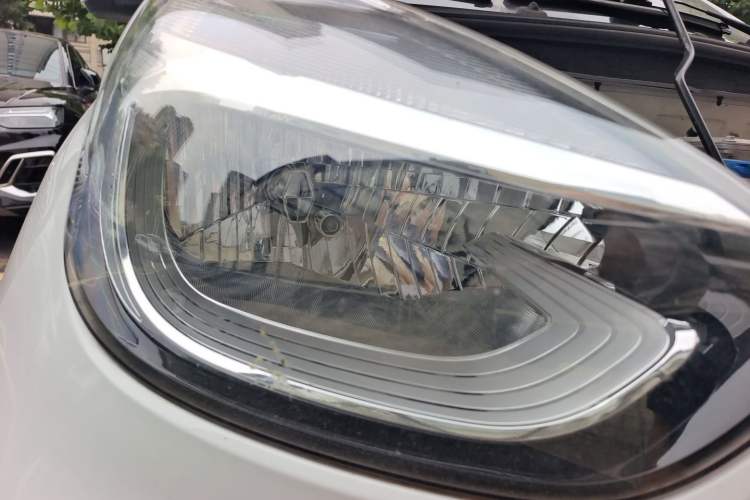 Used Roewe Clever 2022 311km QiQi BoBo Edition Right Front Headlight