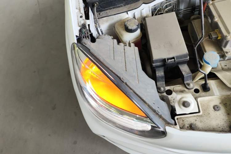 Used Roewe Clever 2022 311km QiQi BoBo Edition Right Front Headlight