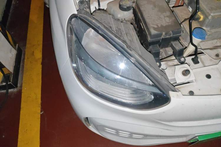 Used Roewe Clever 2022 311km QiQi BoBo Edition Right Front Headlight