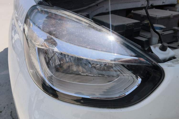 Used Roewe Clever 2022 311km QiQi BoBo Edition Right Front Headlight