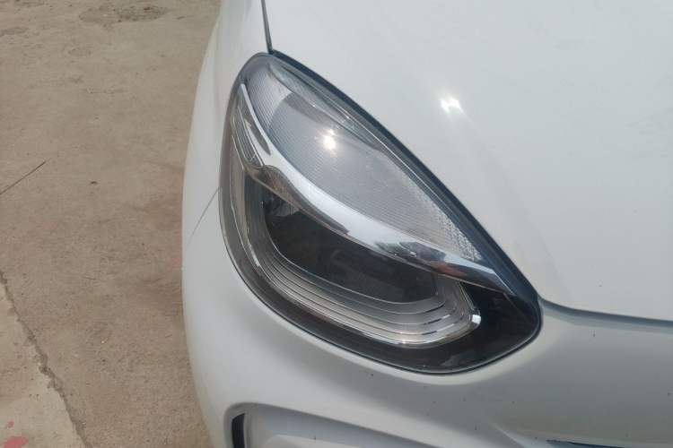 Used Roewe Clever 2022 311km QiQi BoBo Edition Right Front Headlight