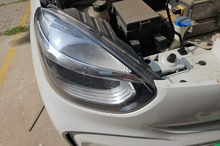 Used Roewe Clever 2022 311km QiQi BoBo Edition Right Front Headlight