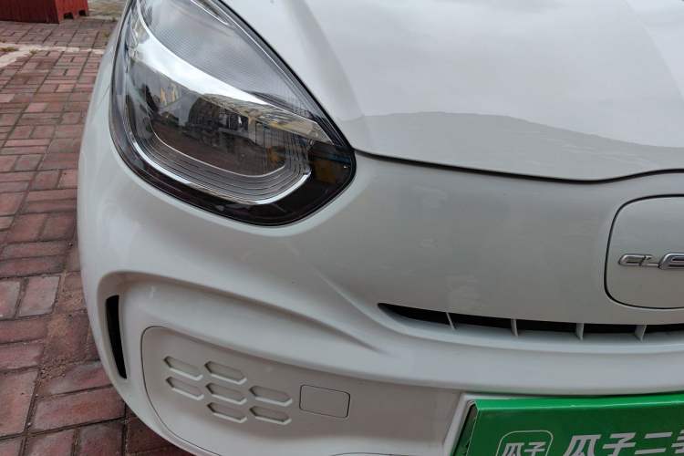 Used Roewe Clever 2022 311km QiQi BoBo Edition Right Front Headlight