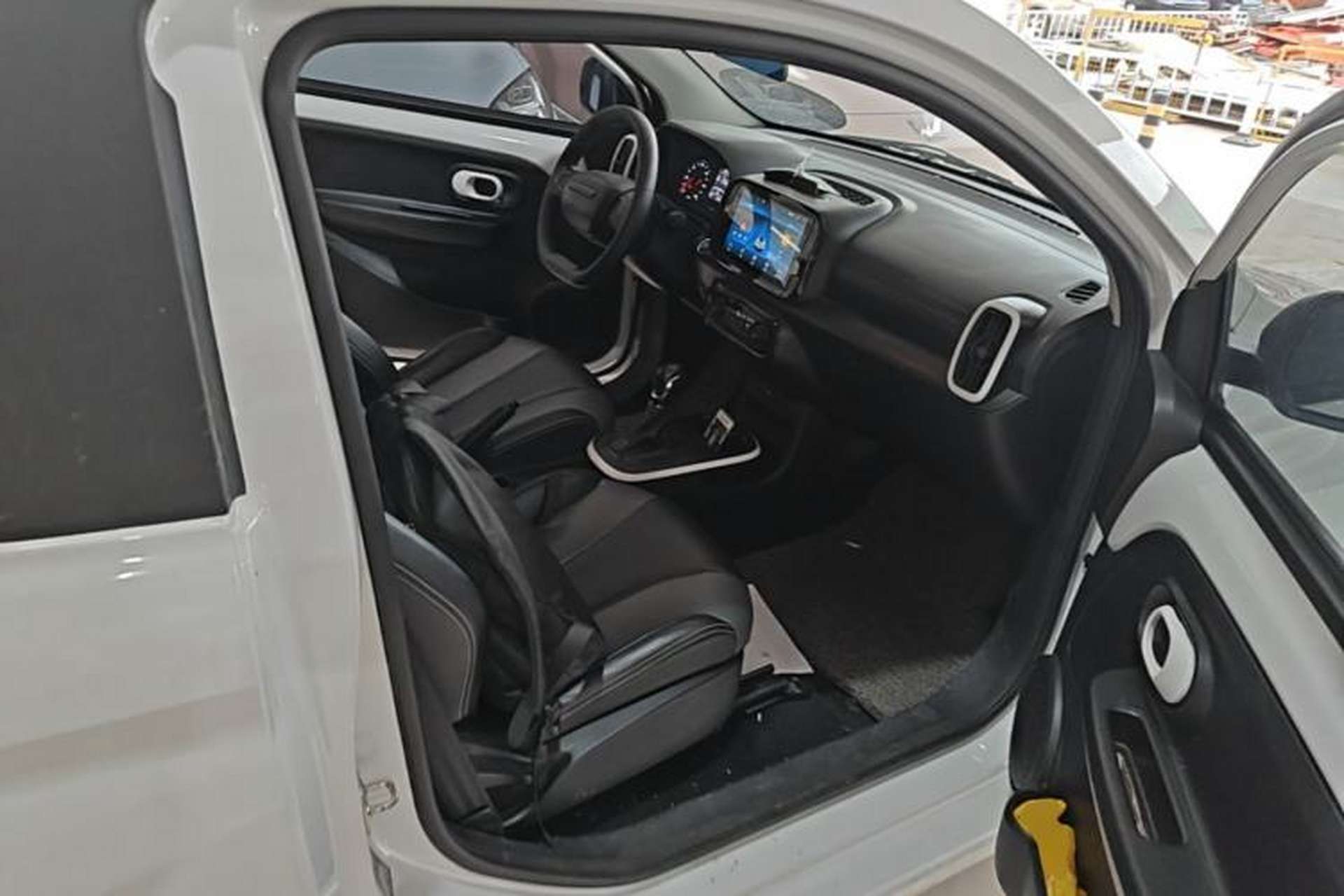 Used Roewe Clever 2022 311km QiQi BoBo Edition Right Front Seat