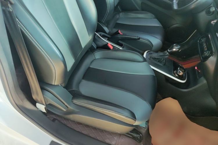 Used Roewe Clever 2022 311km QiQi BoBo Edition Right Front Seat