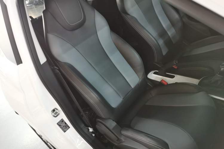 Used Roewe Clever 2022 311km QiQi BoBo Edition Right Front Seat