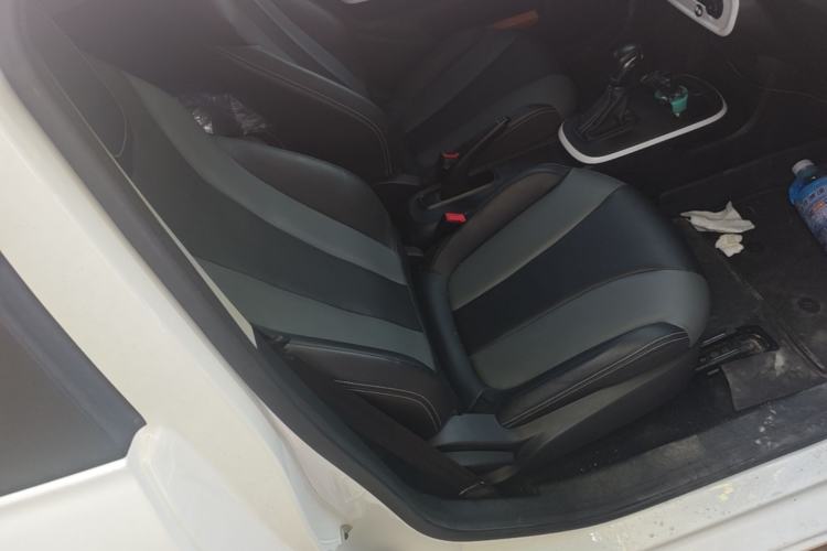 Used Roewe Clever 2022 311km QiQi BoBo Edition Right Front Seat