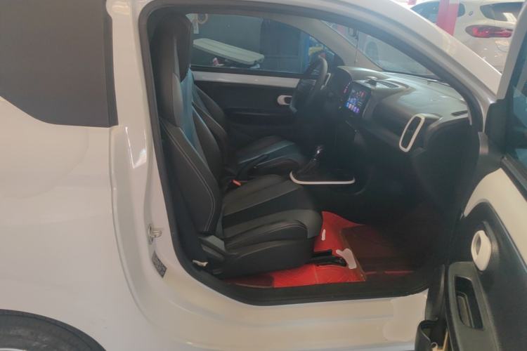 Used Roewe Clever 2022 311km QiQi BoBo Edition Right Front Seat