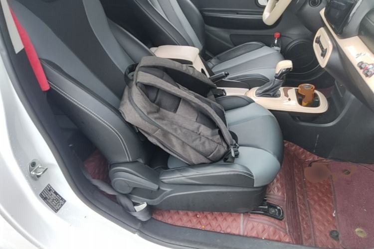 Used Roewe Clever 2022 311km QiQi BoBo Edition Right Front Seat