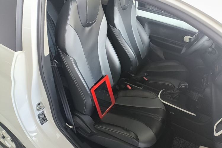 Used Roewe Clever 2022 311km QiQi BoBo Edition Right Front Seat