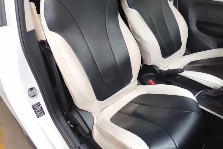 Used Roewe Clever 2022 311km QiQi BoBo Edition Right Front Seat