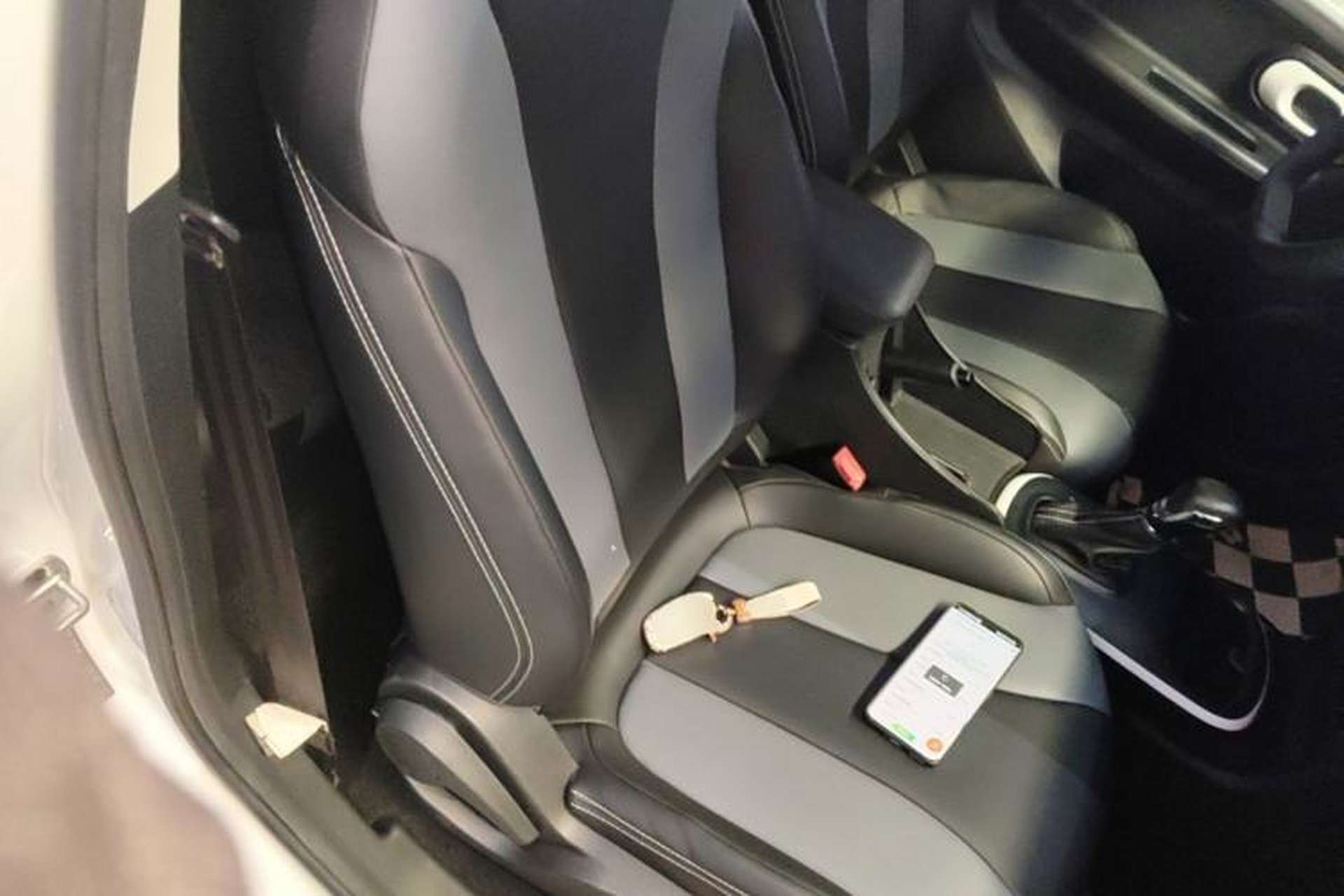 Used Roewe Clever 2022 311km QiQi BoBo Edition Right Front Seat