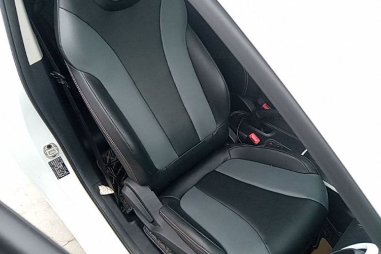 Used Roewe Clever 2022 311km QiQi BoBo Edition Right Front Seat