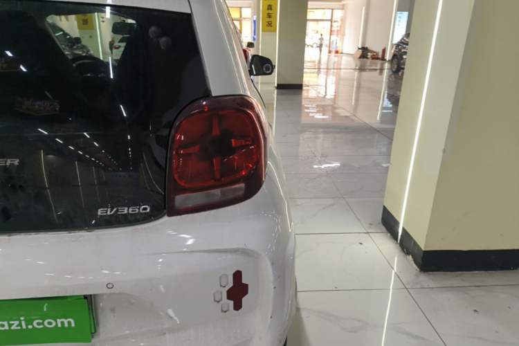 Used Roewe Clever 2022 311km QiQi BoBo Edition Right Rear Taillight